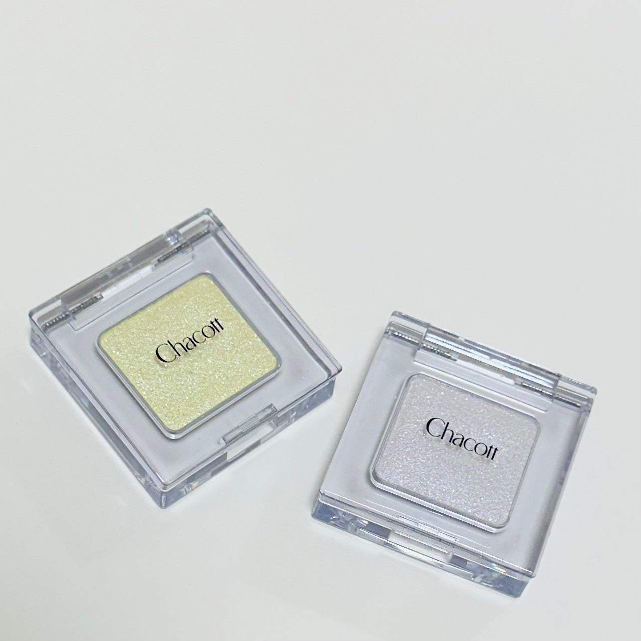 マルチカラーバリエーション トゥインクル/チャコット・コスメティクス/単色アイシャドウを使ったクチコミ(5枚目)