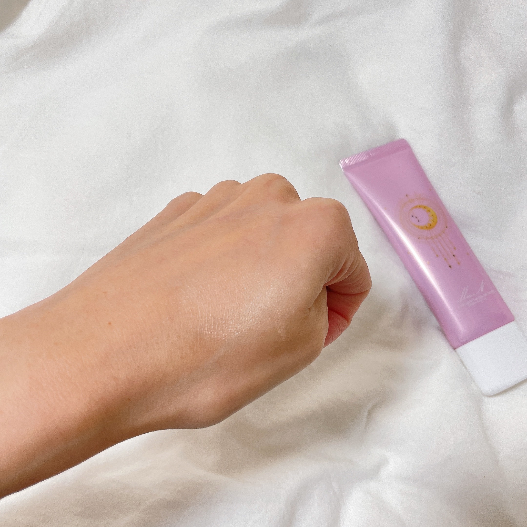 コラーゲンモイスチャーカラーコントロール/illuN/化粧下地を使ったクチコミ（2枚目）