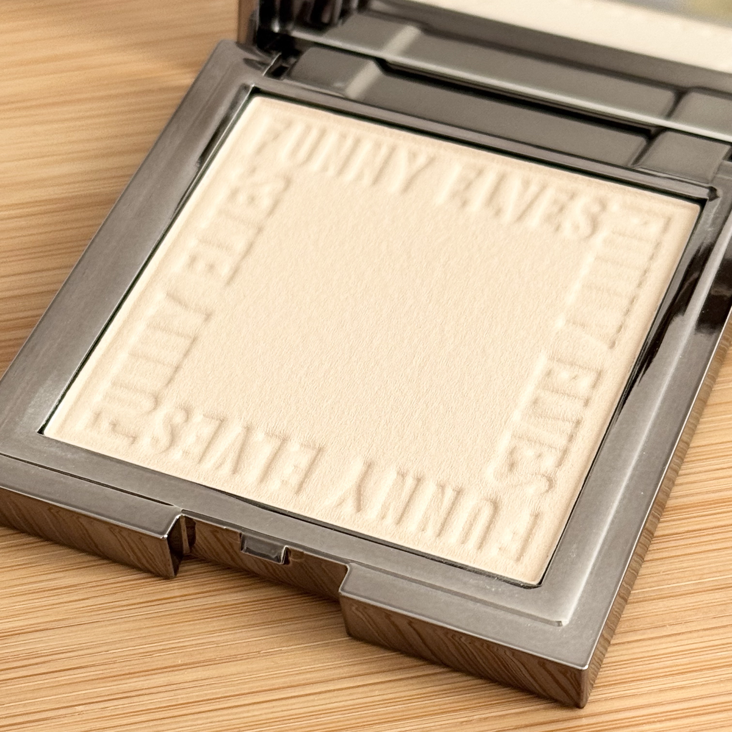 ソフトマットプレストパウダー/FUNNY ELVES方里/プレストパウダーを使ったクチコミ（2枚目）