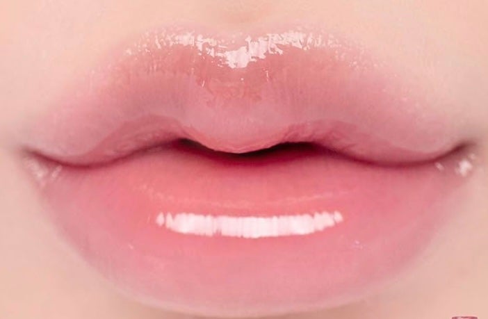 グラスティングカラーグロス/rom&nd/リップグロスを使ったクチコミ(2枚目)