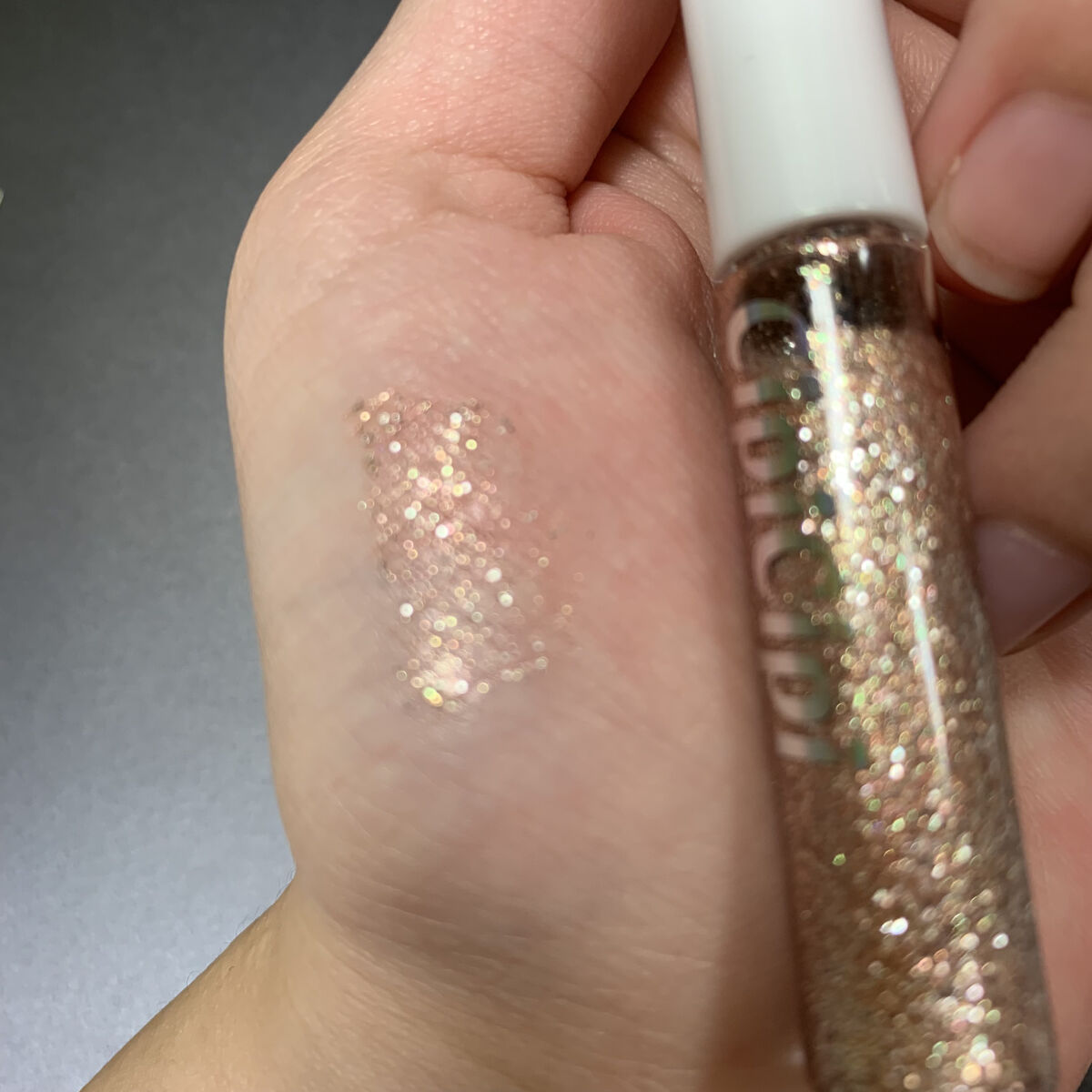 グリッター イルミネーションライナー R/CipiCipi/リキッドアイライナーを使ったクチコミ（3枚目）