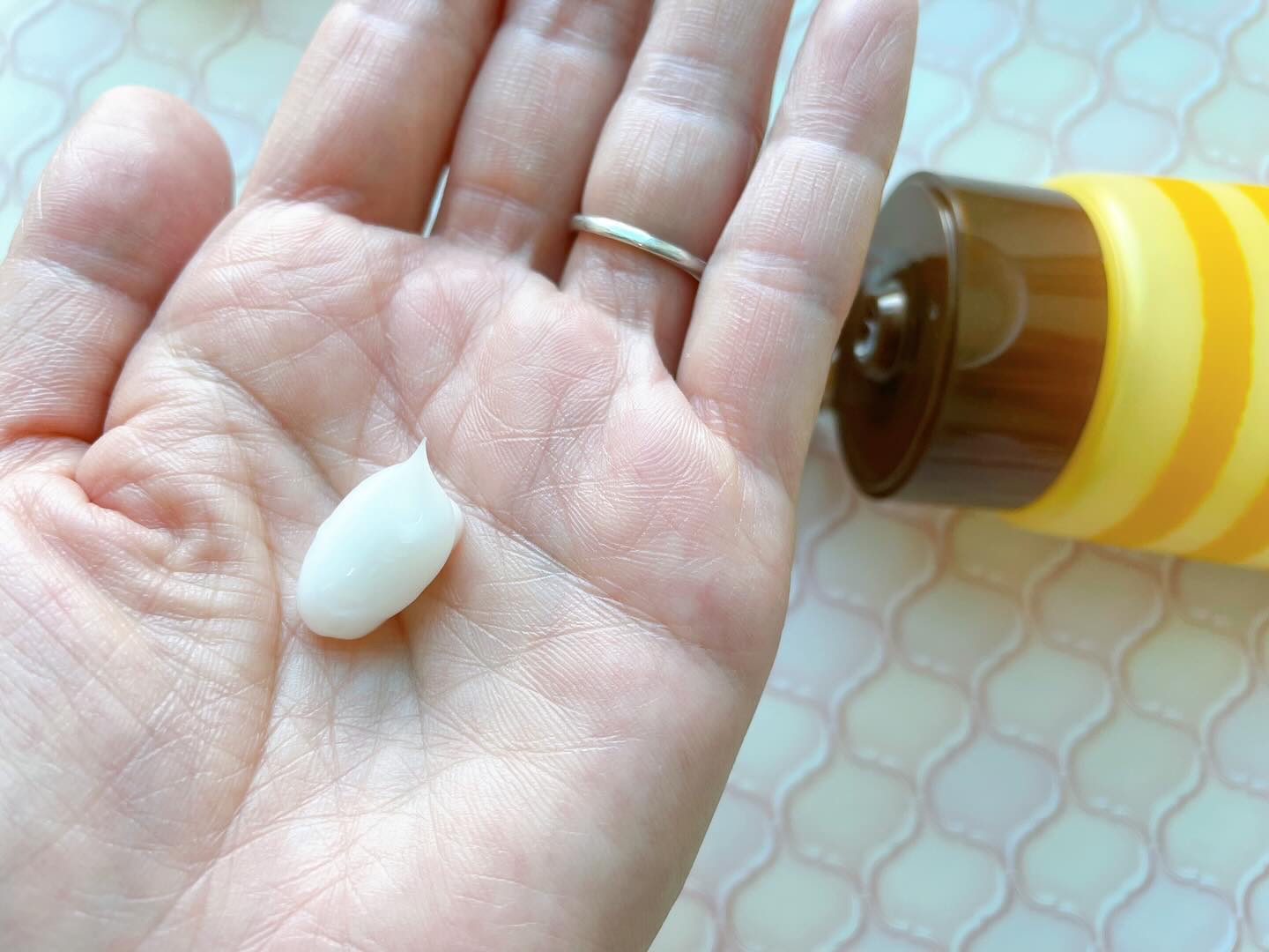 ハニーチェ ダメージリペア ヘアマスクY  R/ハニーチェ/ヘアマスク・ヘアパックを使ったクチコミ（2枚目）