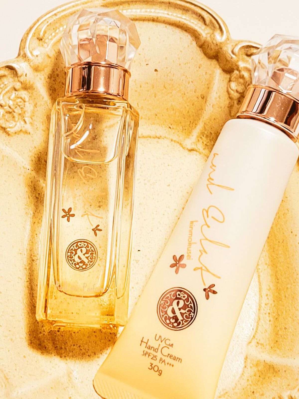 UVカットハンドクリーム キンモクセイの香り/and Eclat/ハンドクリームを使ったクチコミ（2枚目）