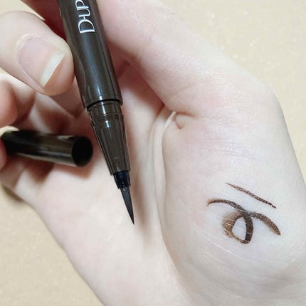 【旧品】シルキーリキッドアイライナーWP/D-UP/リキッドアイライナーを使ったクチコミ(2枚目)