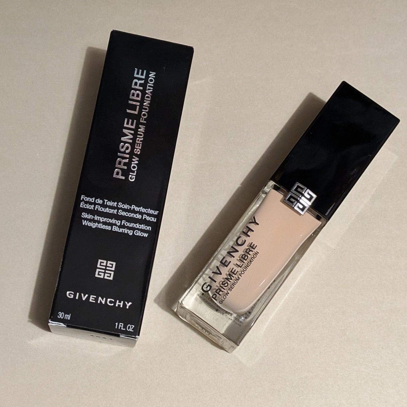 プリズム・リーブル・グロウ・セラム・ ファンデーション/GIVENCHY/リキッドファンデーションを使ったクチコミ(1枚目)
