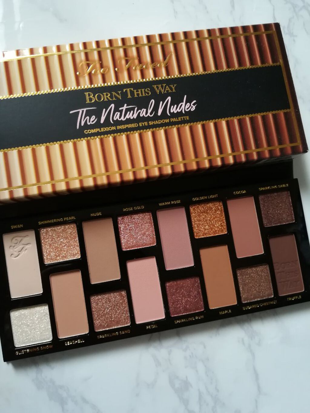 ボーン ディス ウェイ ザ ナチュラル ヌード アイシャドウ パレット/Too Faced/アイシャドウパレットを使ったクチコミ(2枚目)