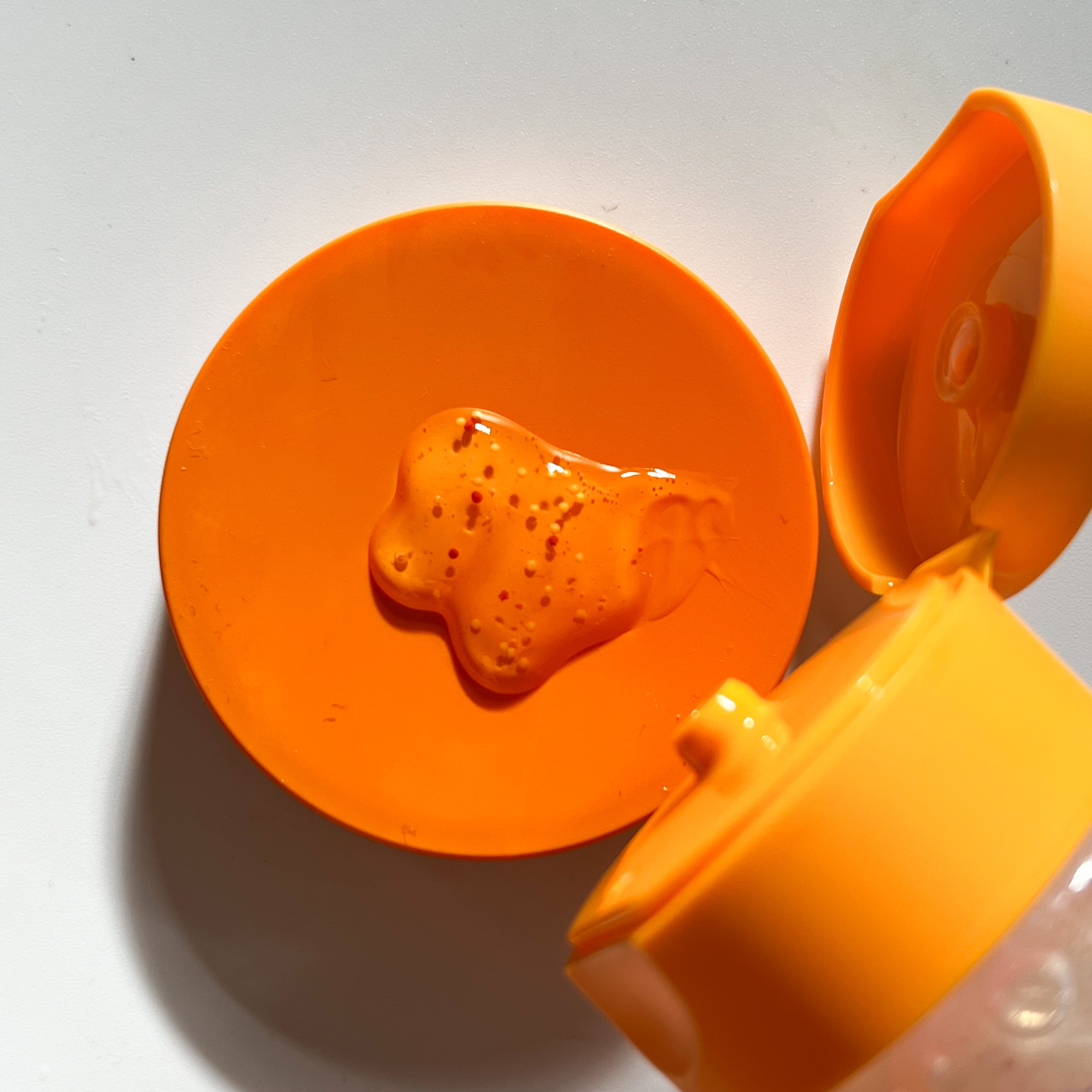 ダブルビタ カプセル クレンジングフォーム/NEOGEN/クレンジングジェルを使ったクチコミ（2枚目）