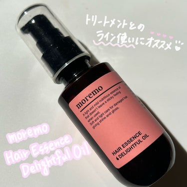 🇰🇷トリートメントとのW使用でよりうるさら髪を作れるヘアオイル✨
moremo
 Hair Essence Delightful Oil

✔︎テクスチャ等について
一般的なヘアオイルの感じで、べたつきすぎずさらさらすぎず、扱いやすいです👌🏻
香りはMOREMOのムスクの香りがしますが、トリートメントよりもかなり弱い香りのため、そこまで気になりません🙆🏻‍♀️

✔︎実際に使用してみて
私はタオルドライ後の濡れた髪に塗布して、そのままドライヤーで乾かしています💇‍♀️
髪にもスッとなじむ感じで、軽すぎず重すぎないオイルだと感じました👍🏻
トリートメントのみで使用するよりもオイルと合わせて使用すると、良い髪の状態をよりキープできると感じました👀
うるうるさらさら髪を作ることができるので、ライン使いがおすすめです☺️🤍
#moremo #韓国コスメ #ヘアオイル #正直レビュー の画像 その0