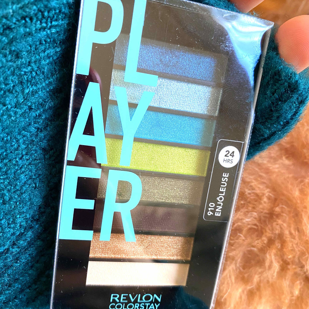 カラーステイ ルックス ブック パレット 910 プレイヤー/REVLON/アイシャドウパレットを使ったクチコミ（2枚目）