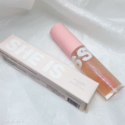 フラッフィリップティント/BLESSED MOON/リップティントを使ったクチコミ(3枚目)