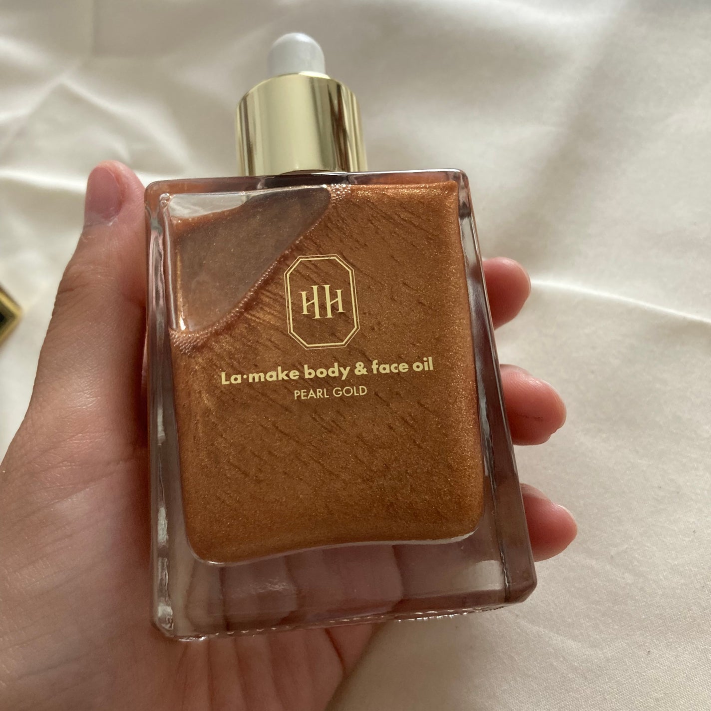 ラ・メイク ボディ&フェイスオイル/H×H/ボディオイルを使ったクチコミ(2枚目)