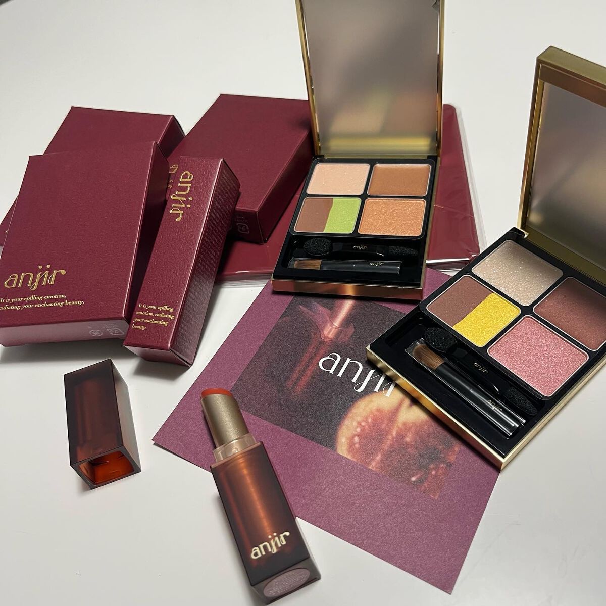 もるん / フォロバ 100⸜❤︎⸝ on LIPS 「..anjirIrresistibleEyeShadowオレン..」(1枚目)