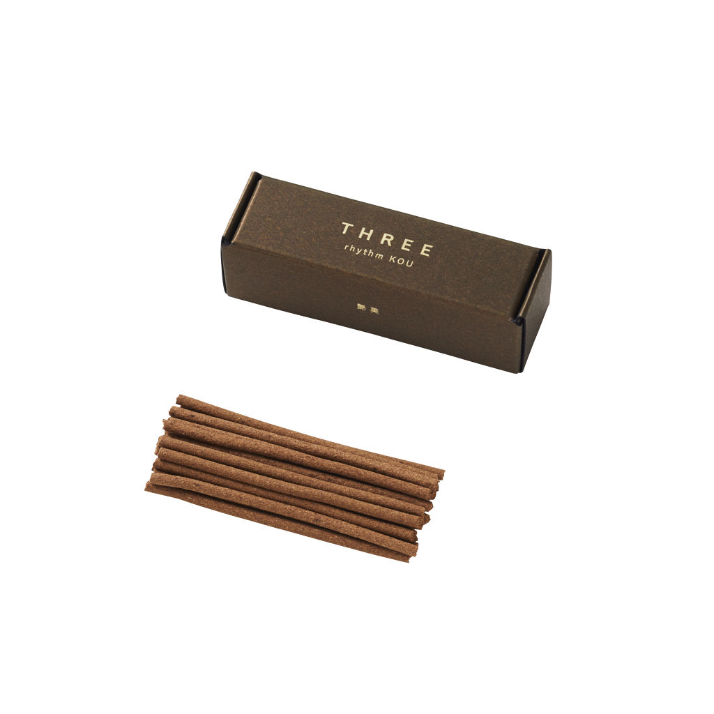 THREE リズム コウ 艶美