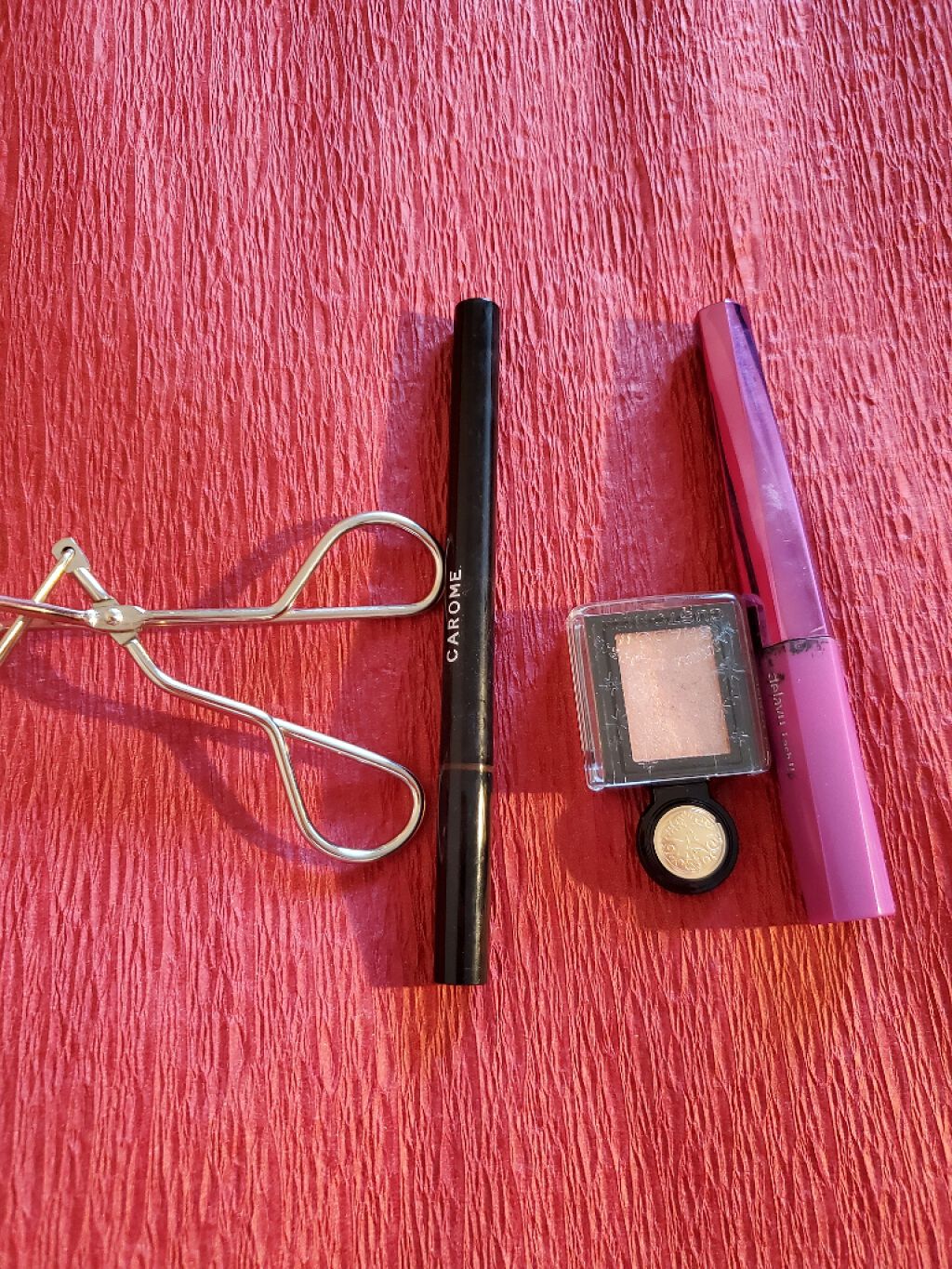 シャドーカスタマイズ/MAJOLICA MAJORCA/単色アイシャドウを使ったクチコミ（1枚目）