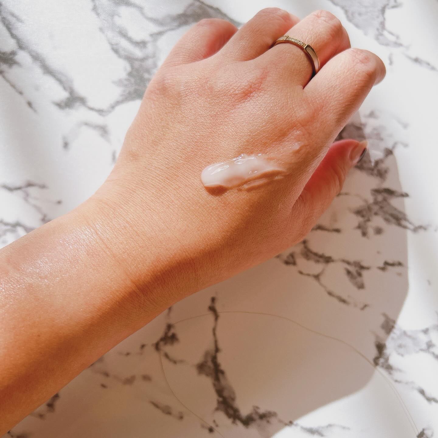 センテラモイストスージングジェルクリーム/DR.PEPTI/フェイスクリームを使ったクチコミ（2枚目）