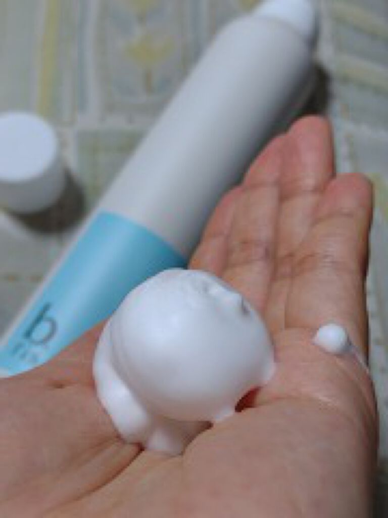 オーガニックスパークリングシャンプー/b.ris/市販シャンプーを使ったクチコミ（1枚目）