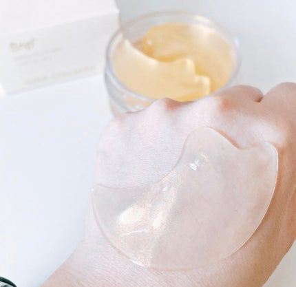 ゴールドコラーゲンパーフェクションアイパッチ/SNP/シートマスク・パックを使ったクチコミ(4枚目)