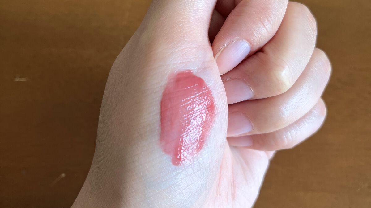 ジューシーラスティングティント/rom&nd/リップティントを使ったクチコミ（3枚目）