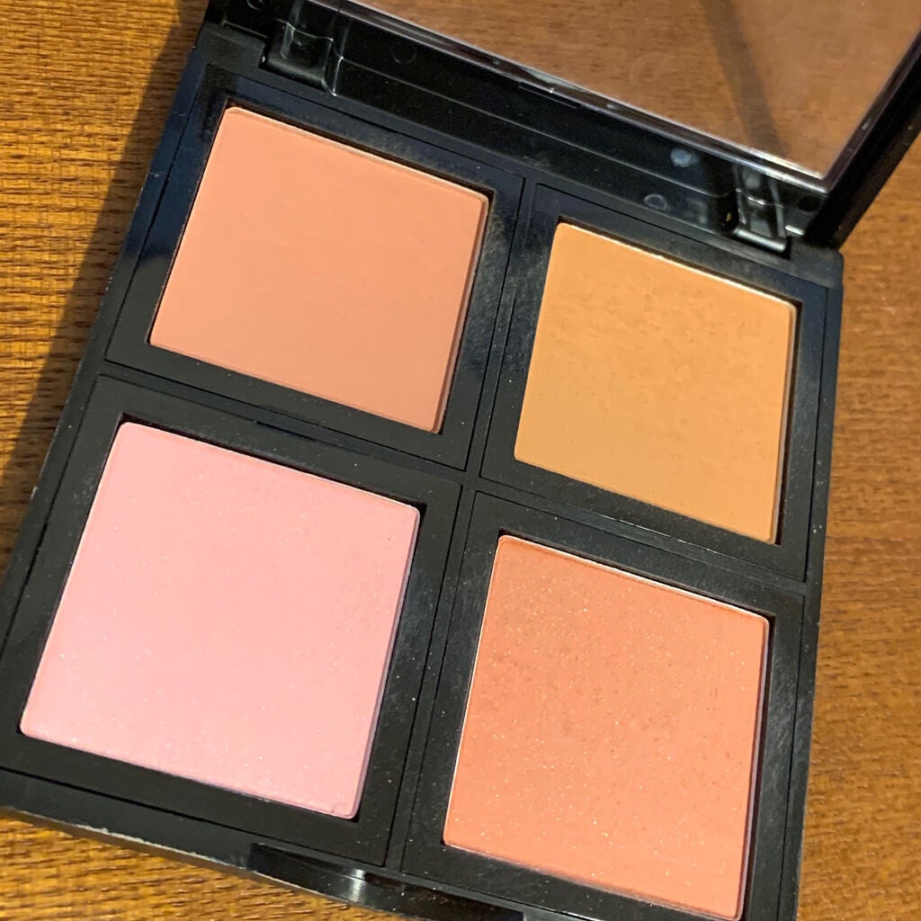 ねぎしおかるび𓅪 on LIPS 「▷e.l.fPOWDERBLUSHPALETTE-LIGHT-..」(2枚目)