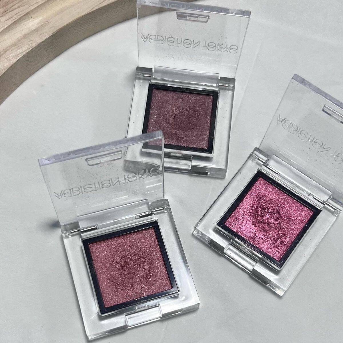 アディクション ザ アイシャドウ スパークル/ADDICTION/単色アイシャドウを使ったクチコミ(3枚目)