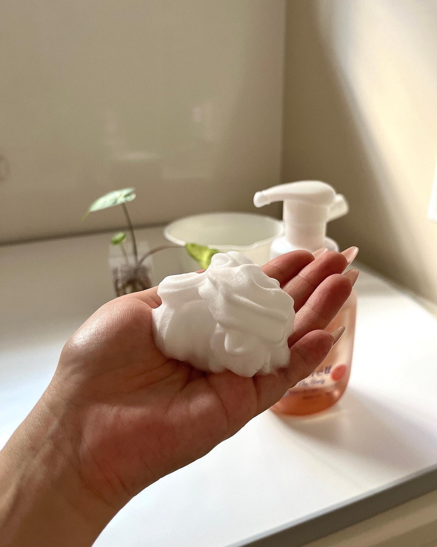 ビオレu ザ ボディ 泡タイプ モイスチャースムース/ビオレu/ボディソープを使ったクチコミ(2枚目)