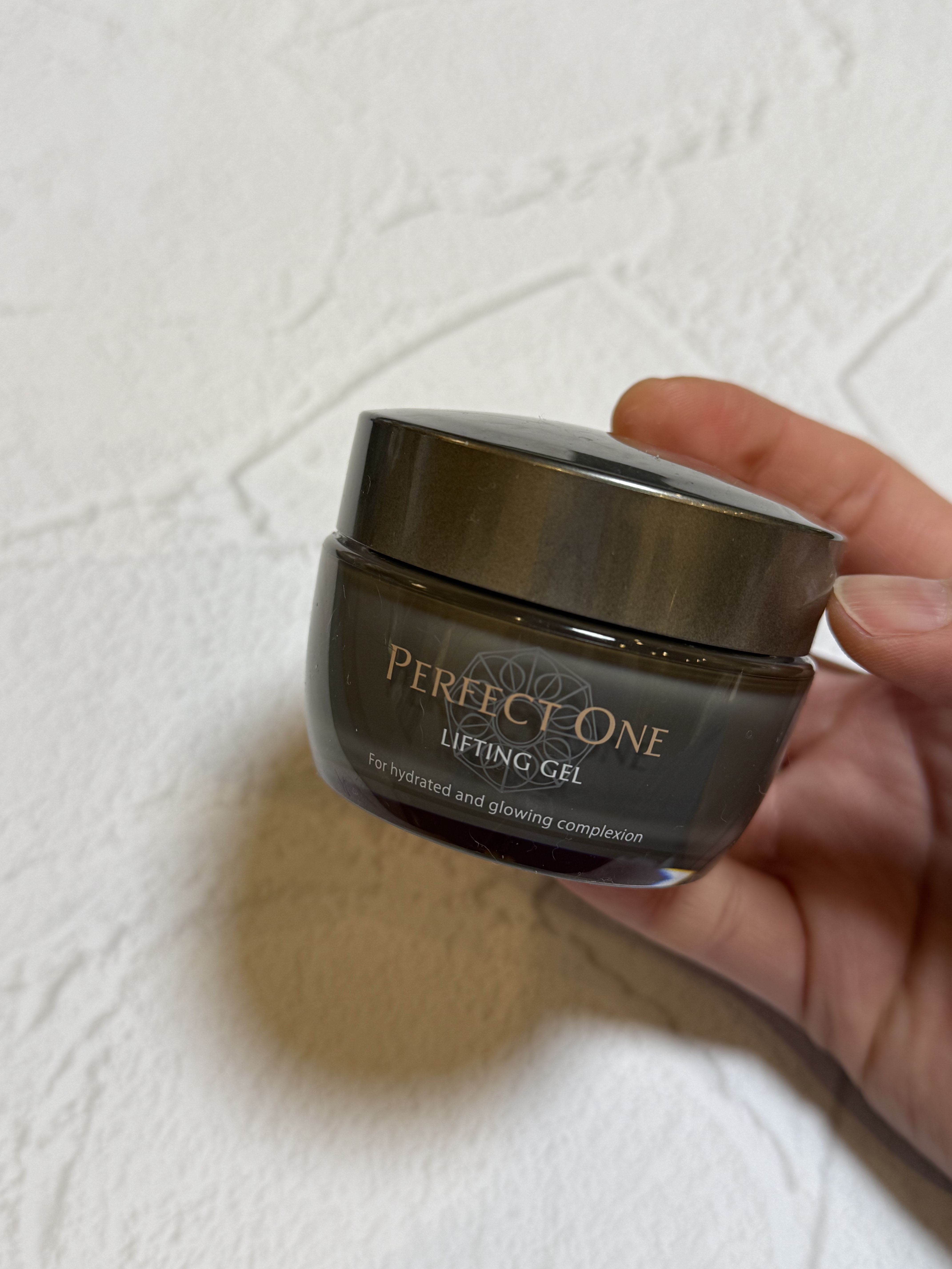 パーフェクトワン リフティングジェル/パーフェクトワン/オールインワン化粧品を使ったクチコミ（3枚目）