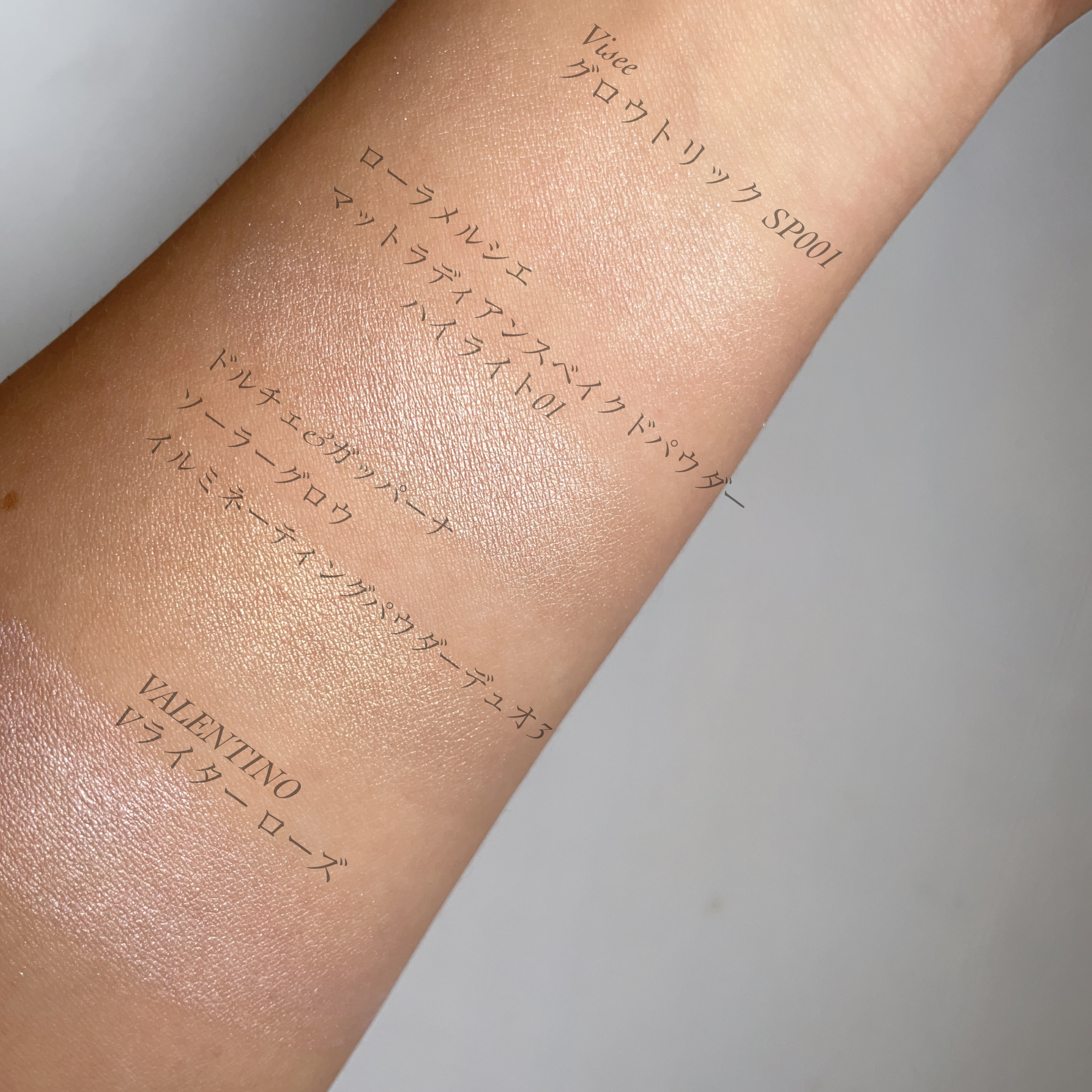 ソーラーグロウ イルミネーティングパウダー デュオ Golden Sand/DOLCE&GABBANA BEAUTY/ハイライトを使ったクチコミ（2枚目）