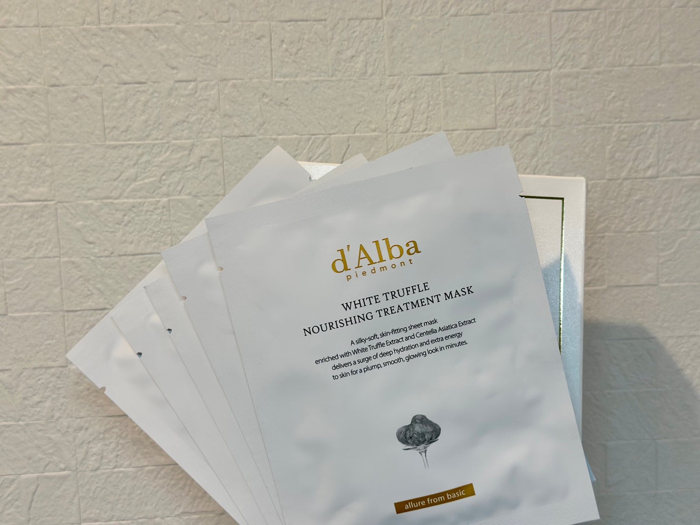 ホワイトトリュフナリシングトリートメントマスク/ダルバ/シートマスク・パックを使ったクチコミ(1枚目)