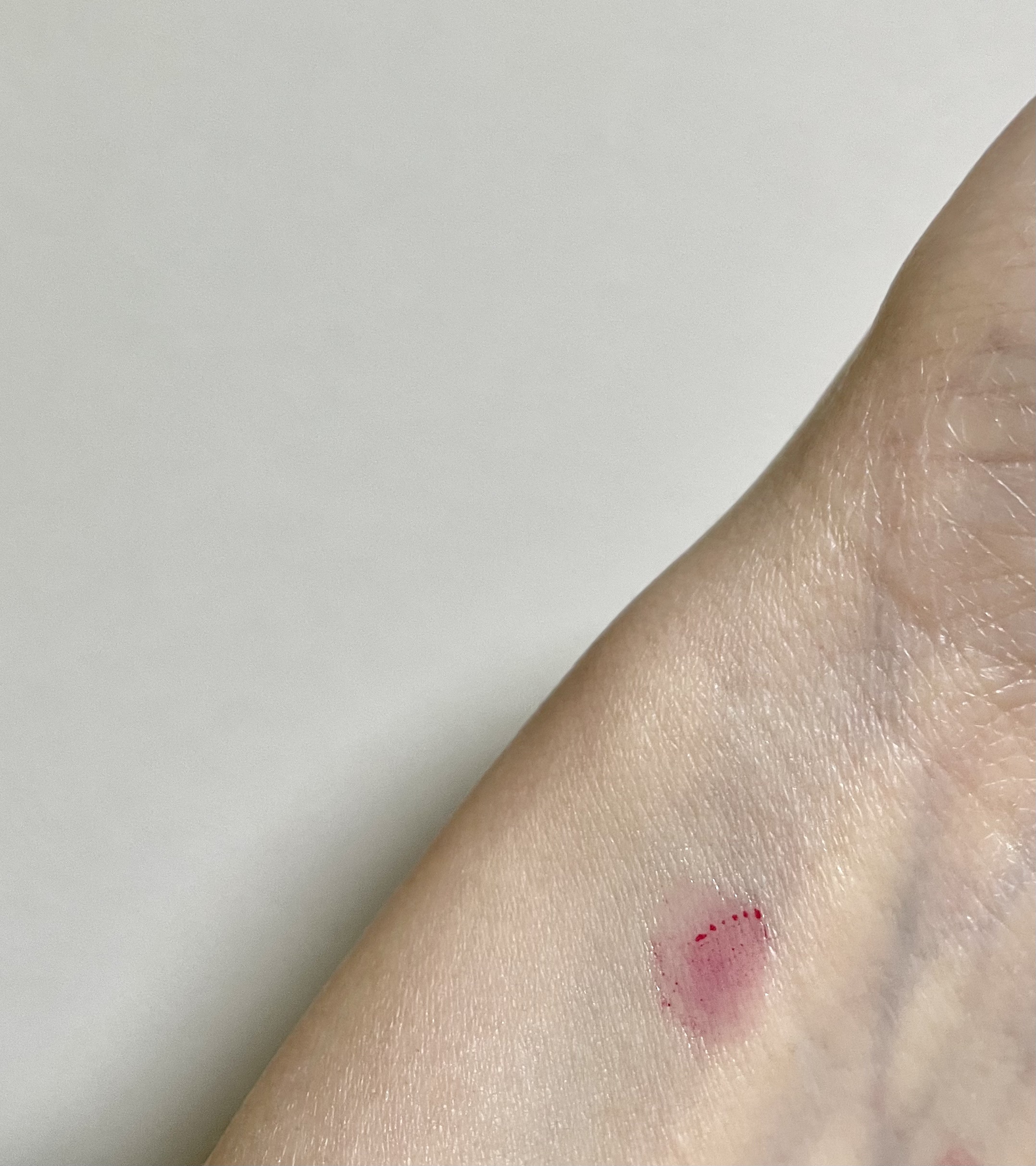 エンドラスターティント/S2ND/リップティントを使ったクチコミ（2枚目）