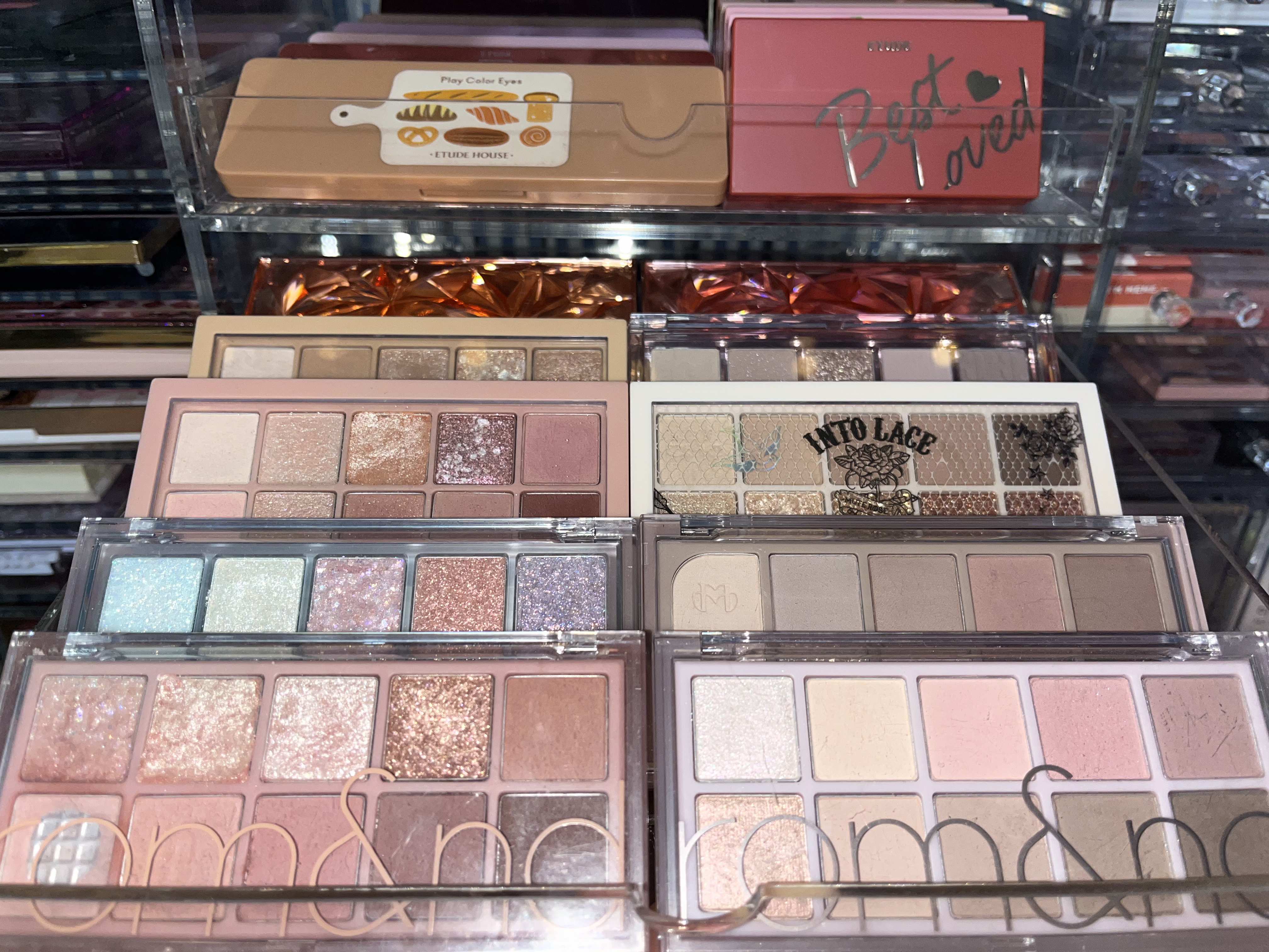 プレイカラーアイズミニ/ETUDE/アイシャドウパレットを使ったクチコミ（3枚目）