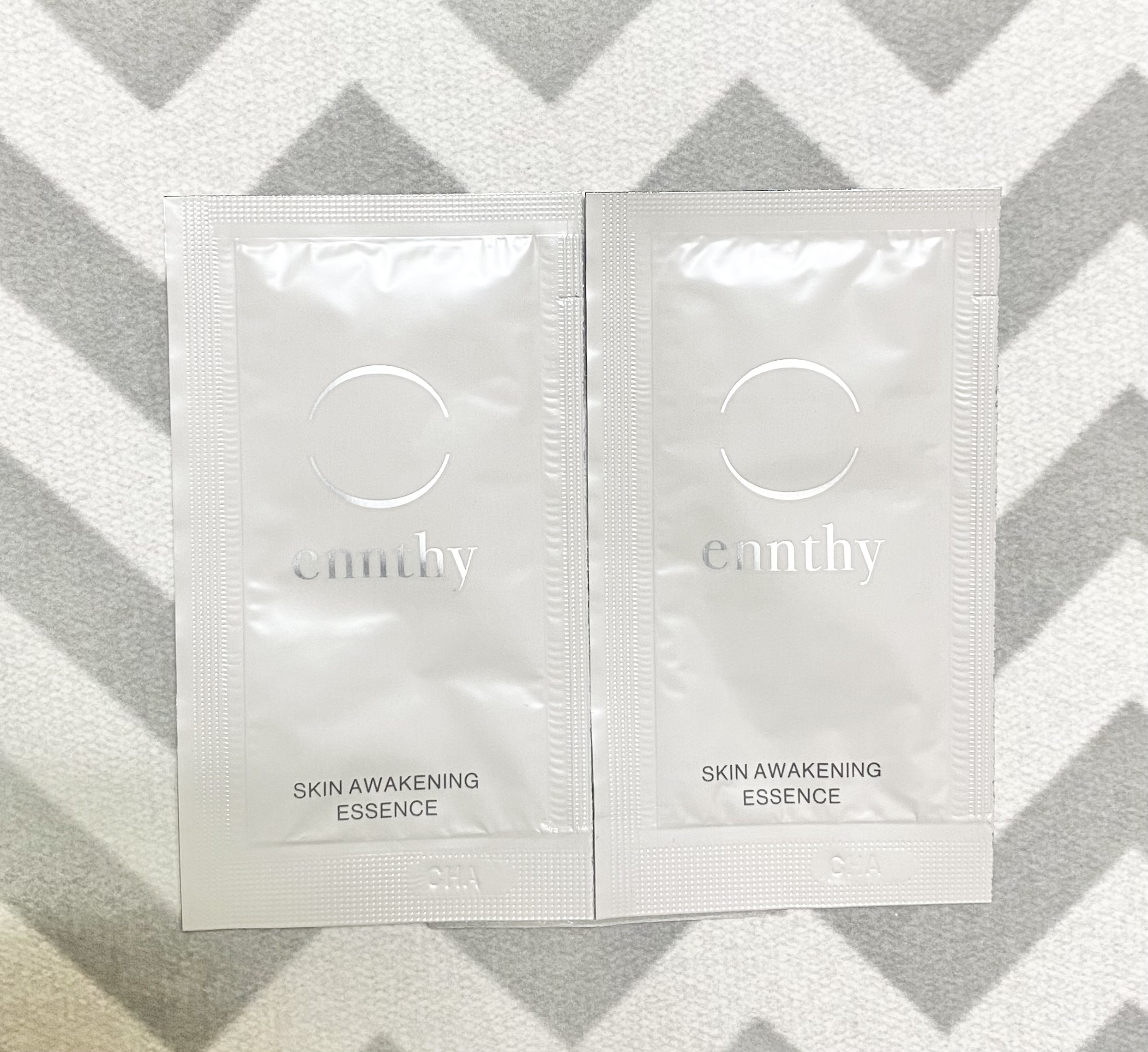 スキンアウェイクニングエッセンス/ennthy/美容液を使ったクチコミ（1枚目）