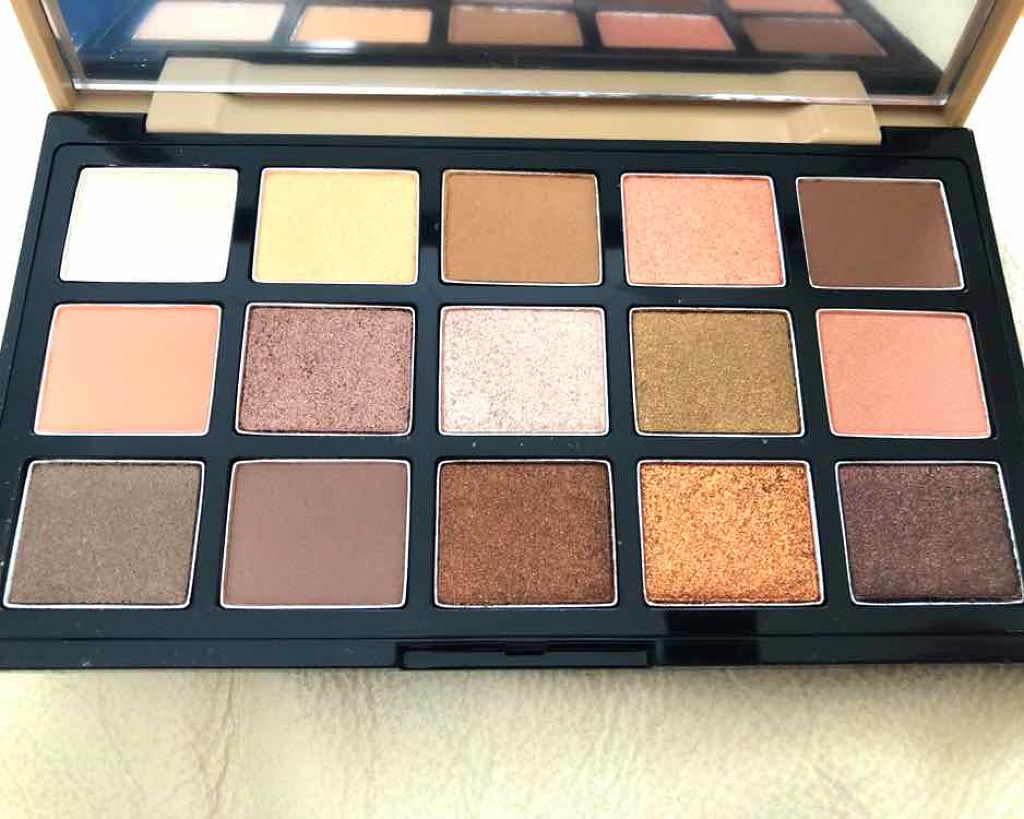 プレイカラーアイパレット トレンチコートショールーム/ETUDE/アイシャドウパレットを使ったクチコミ(3枚目)