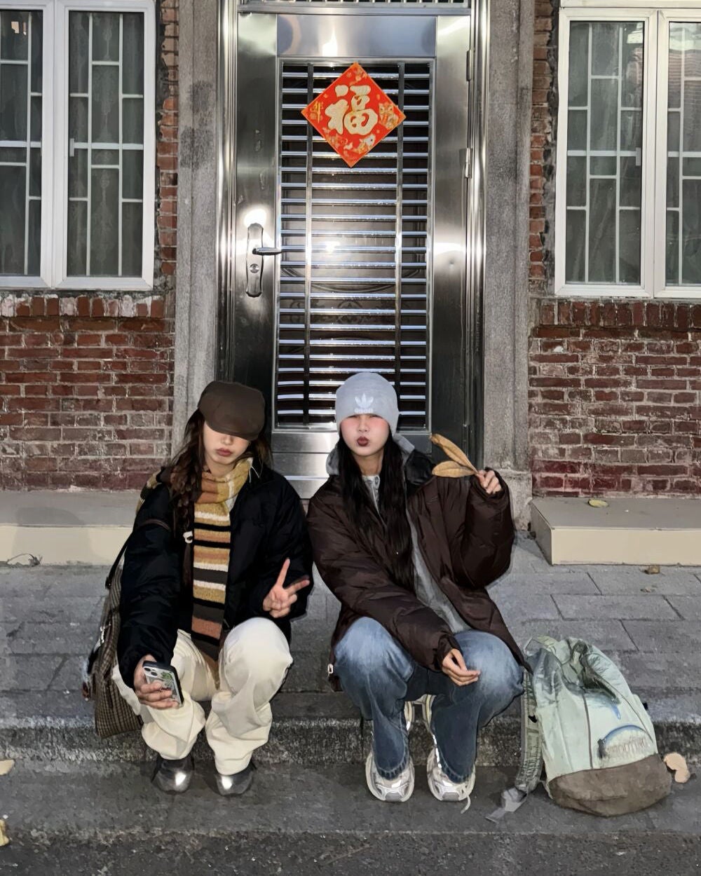 ひとみ on LIPS 「友達と会うのが楽しみです#コーデ#ファッション#韓国雑貨#韓国..」(5枚目)