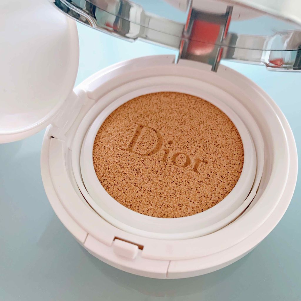 ディオール スノー パーフェクト ライト クッション SPF 50-PA+++/Dior/クッションファンデーションを使ったクチコミ(2枚目)