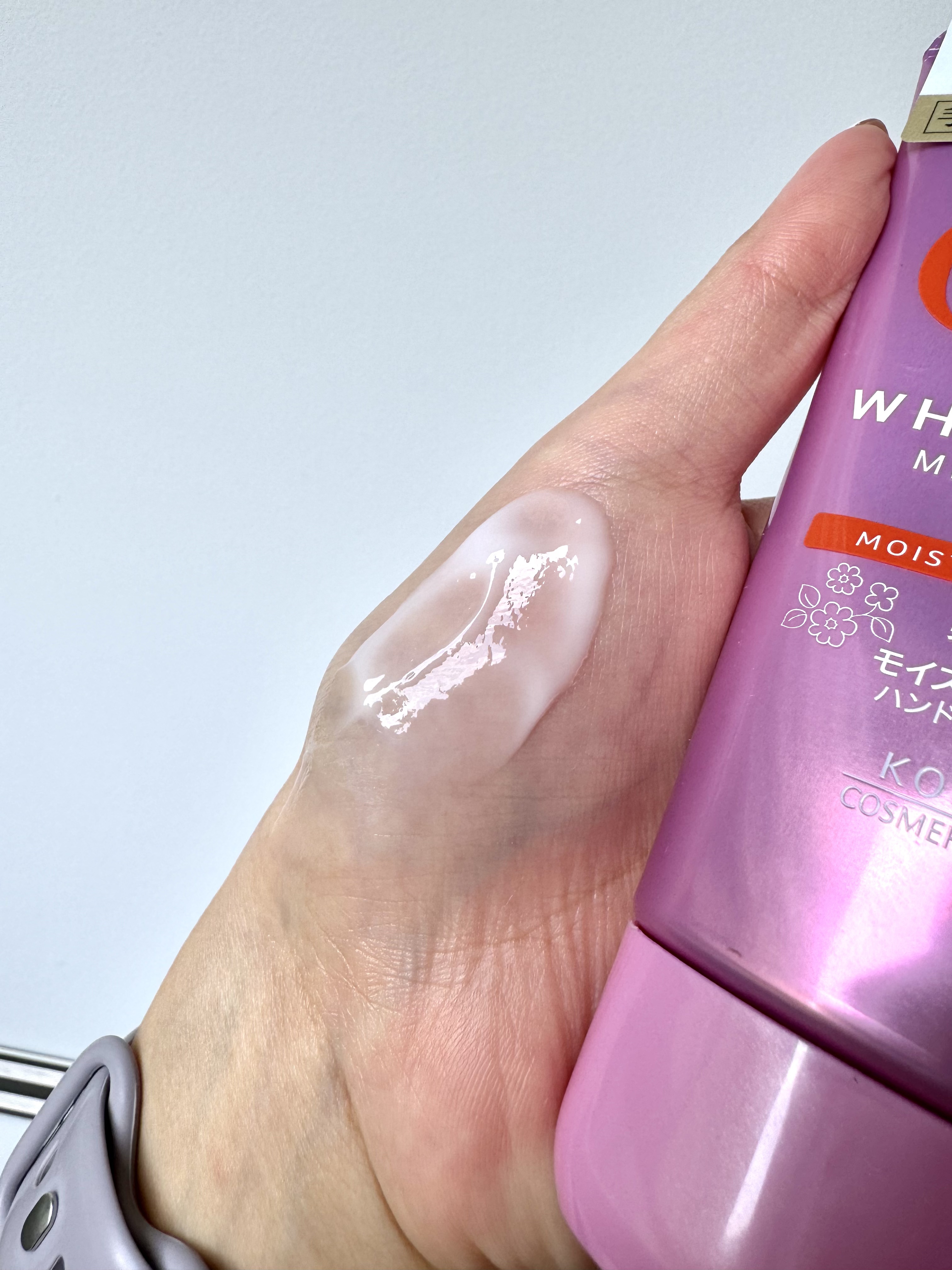 コエンリッチ　薬用ホワイトニング  ハンドクリーム モイストジェル【医薬部外品】 80g/コエンリッチQ10/ハンドクリームを使ったクチコミ（2枚目）