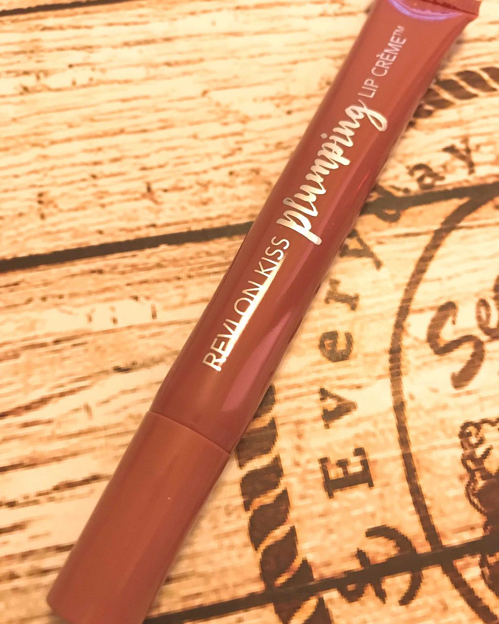 キス プランピング リップ クリーム 525 ベアリー ブラッシュ/REVLON/リップクリームを使ったクチコミ（1枚目）