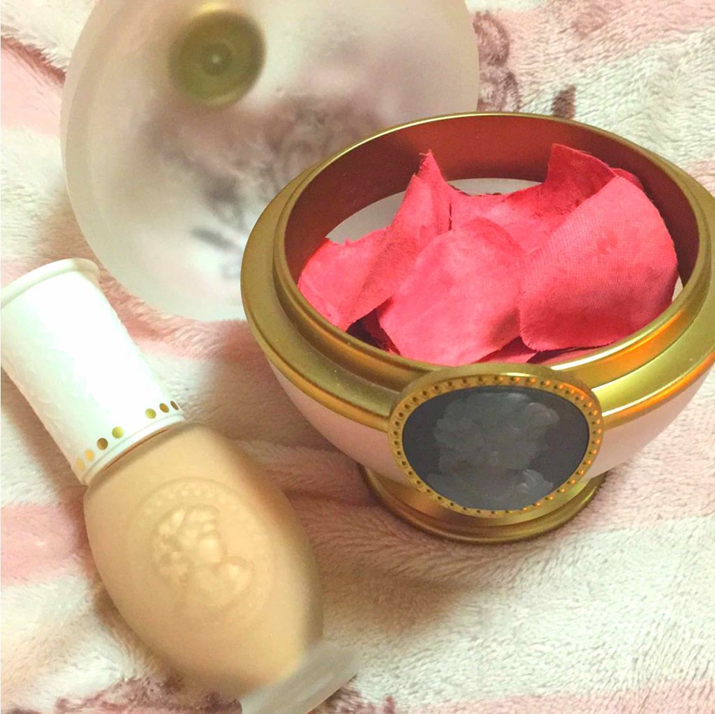 リクイド ファンデーション/レ・メルヴェイユーズ ラデュレ/リキッドファンデーションを使ったクチコミ（1枚目）