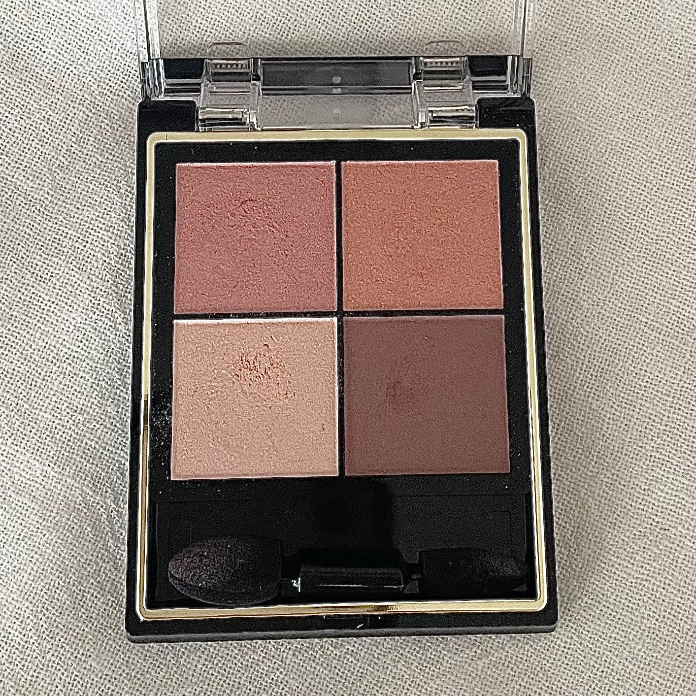 リアルクローズシャドウ/excel/アイシャドウパレットを使ったクチコミ(2枚目)