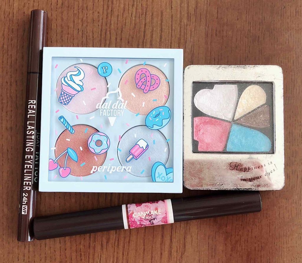 シュガートゥインクルグリッターパレット/PERIPERA/アイシャドウパレットを使ったクチコミ（3枚目）