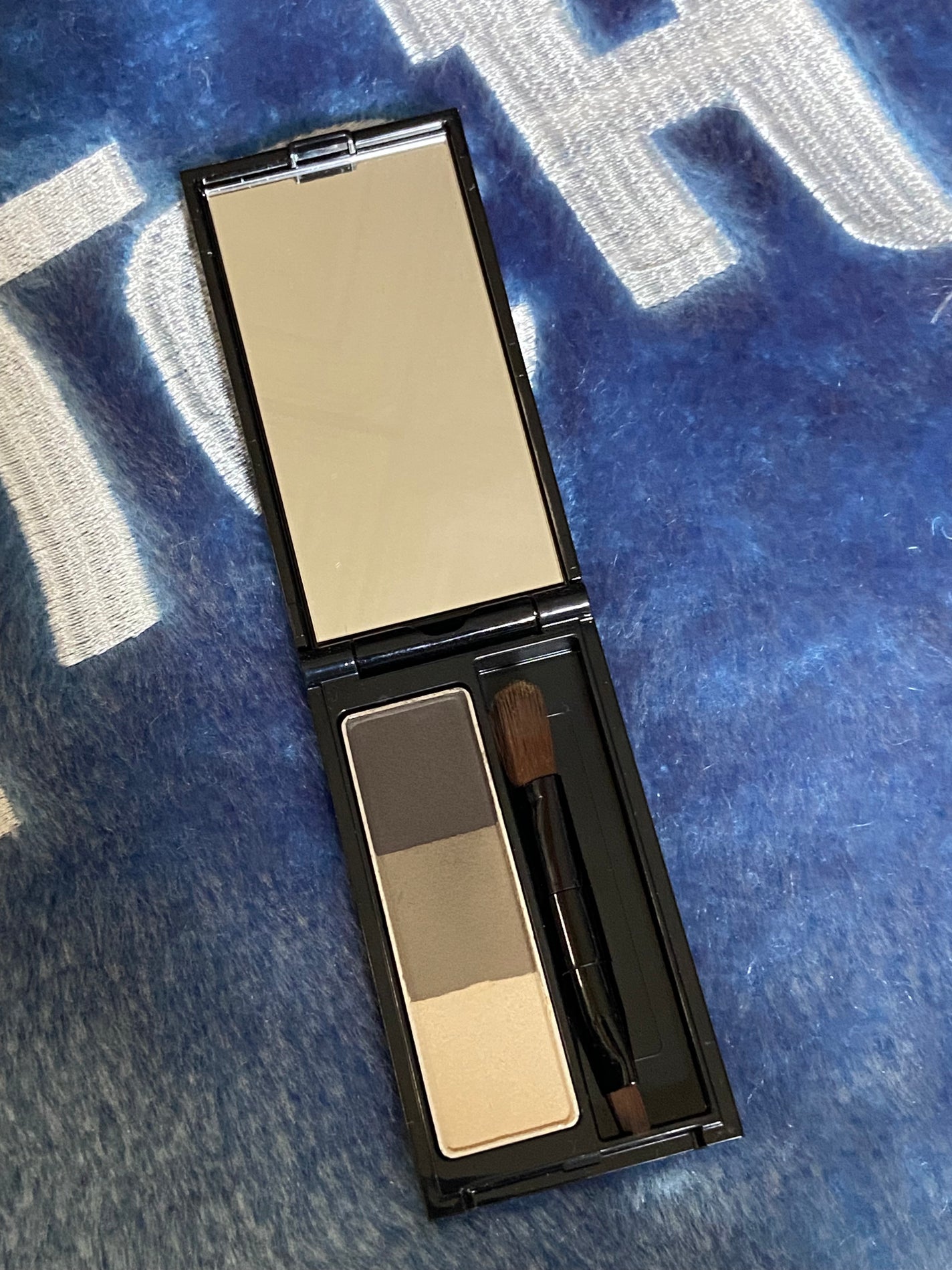 ケイト デザイニングアイブロウ3D/KATE/パウダーアイブロウを使ったクチコミ(1枚目)