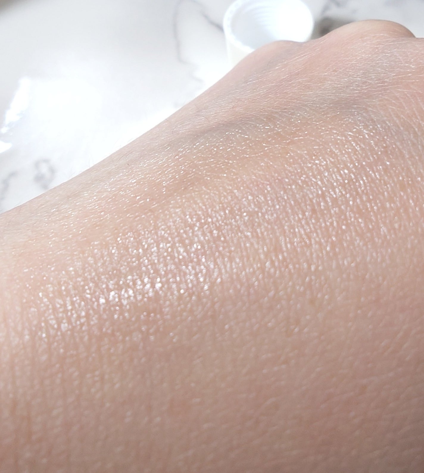 トリートメントリップセラム/favs/リップ美容液を使ったクチコミ(3枚目)