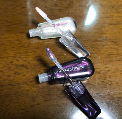 LIP38℃ +UnFrame<ホログラフィック>/UZU BY FLOWFUSHI/リップグロスを使ったクチコミ(2枚目)