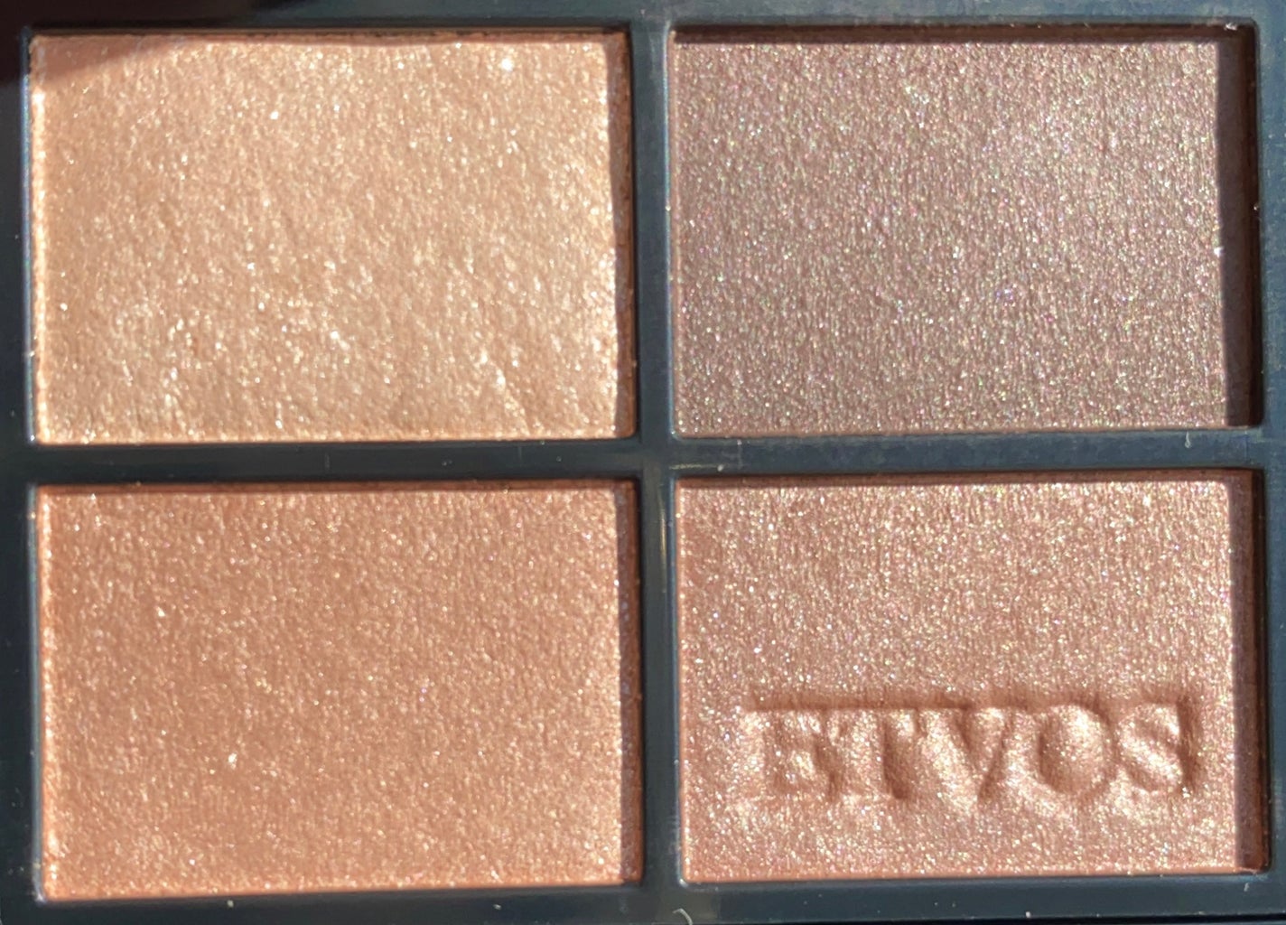 ミネラルクラッシィシャドー/エトヴォス/アイシャドウパレットを使ったクチコミ(2枚目)