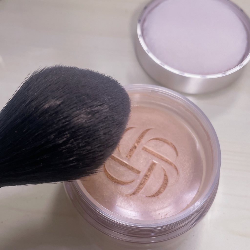 ルース パウダー 05 glowy tan/DECORTÉ/ルースパウダーを使ったクチコミ（2枚目）