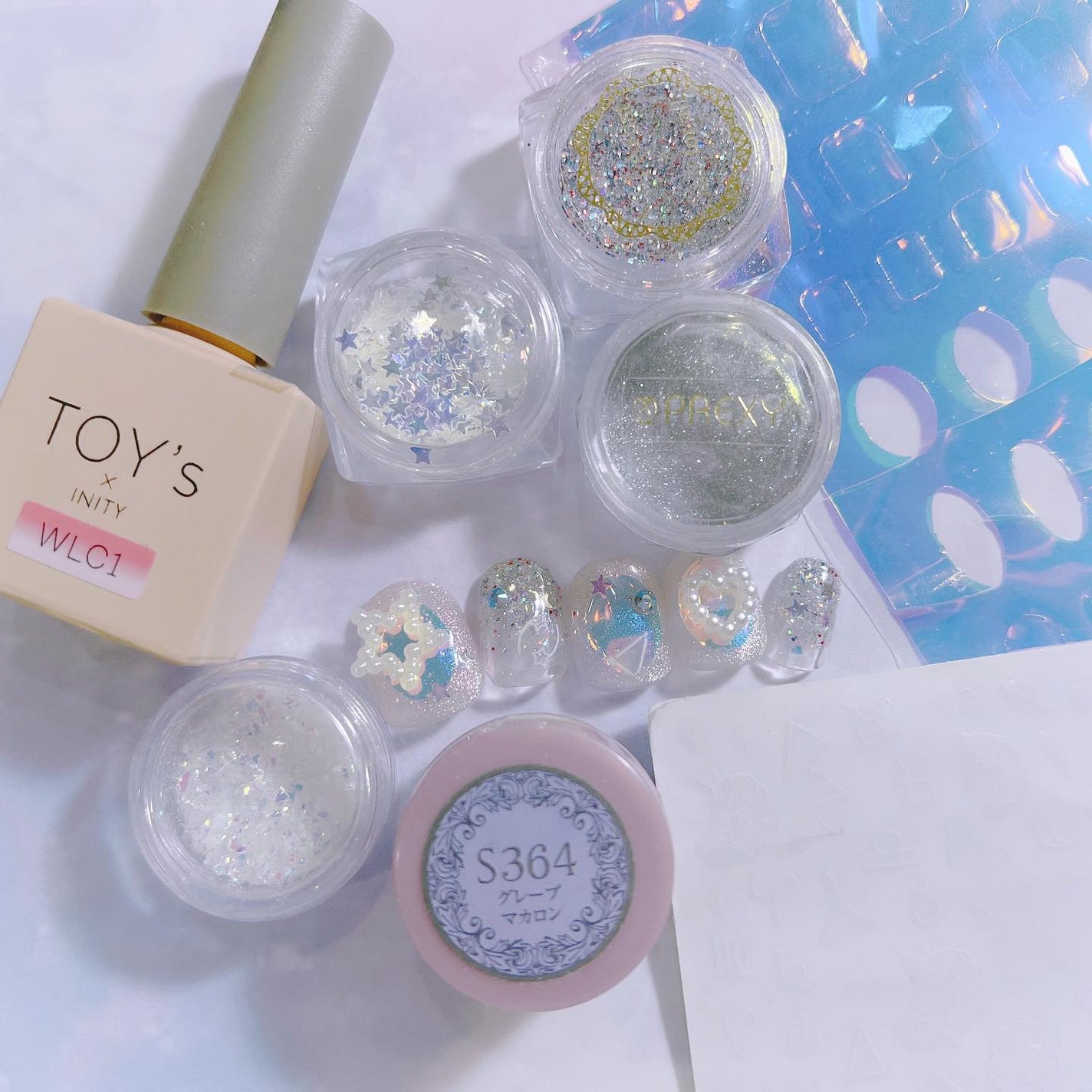 なかやまちえこ on LIPS 「Tanabata.365日ネイル190日め⠀⠀@aby_sha..」(3枚目)