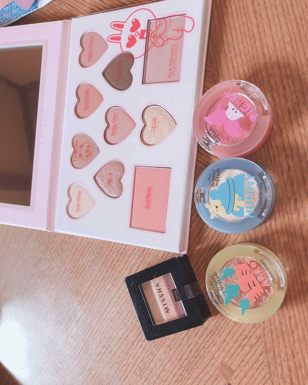 カラーフィルターシャドウパレット(ラインフレンズエディション)/MISSHA/アイシャドウパレットを使ったクチコミ（2枚目）