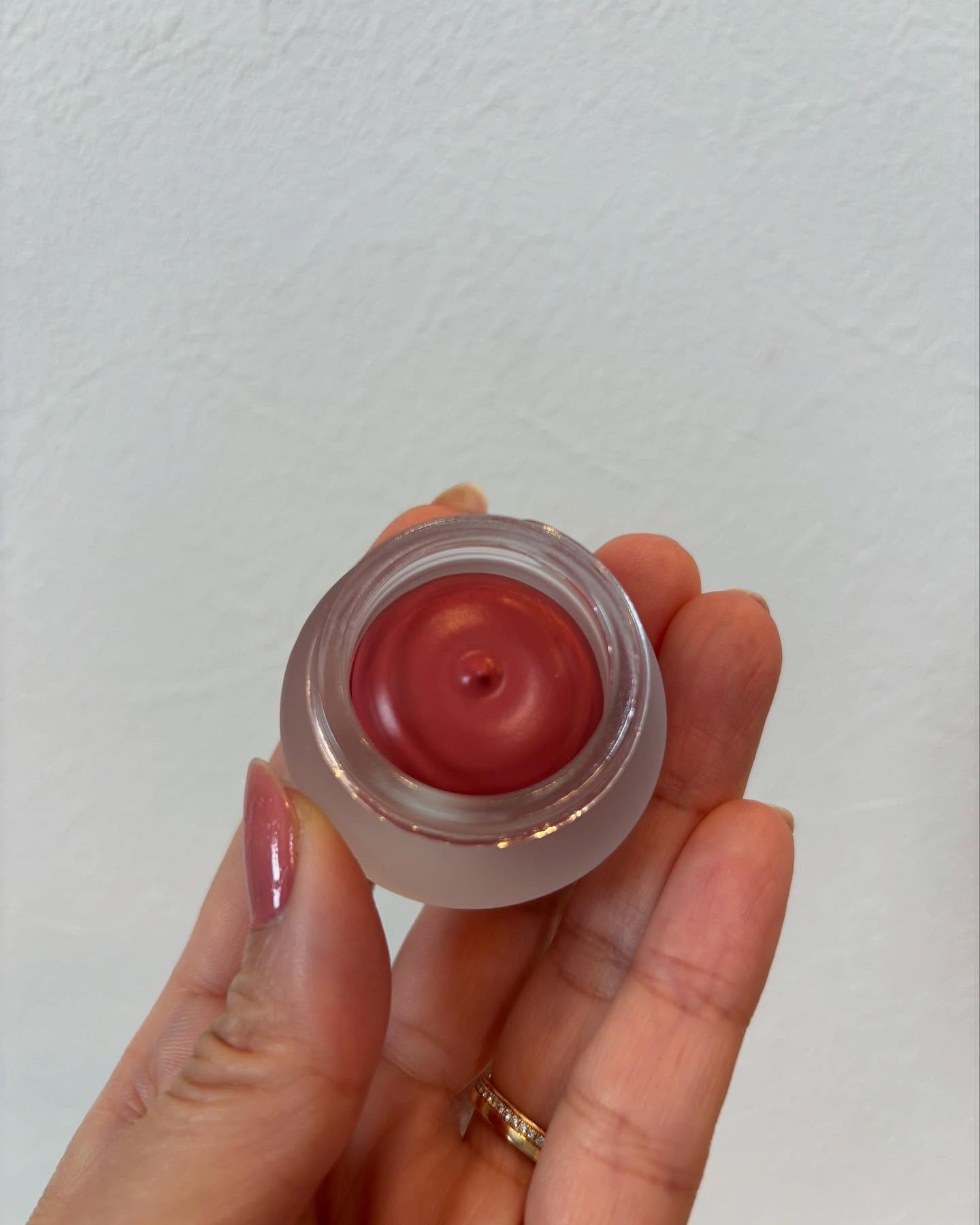 リップアンドチーク ブラーリープリンポット/fwee/口紅を使ったクチコミ（3枚目）