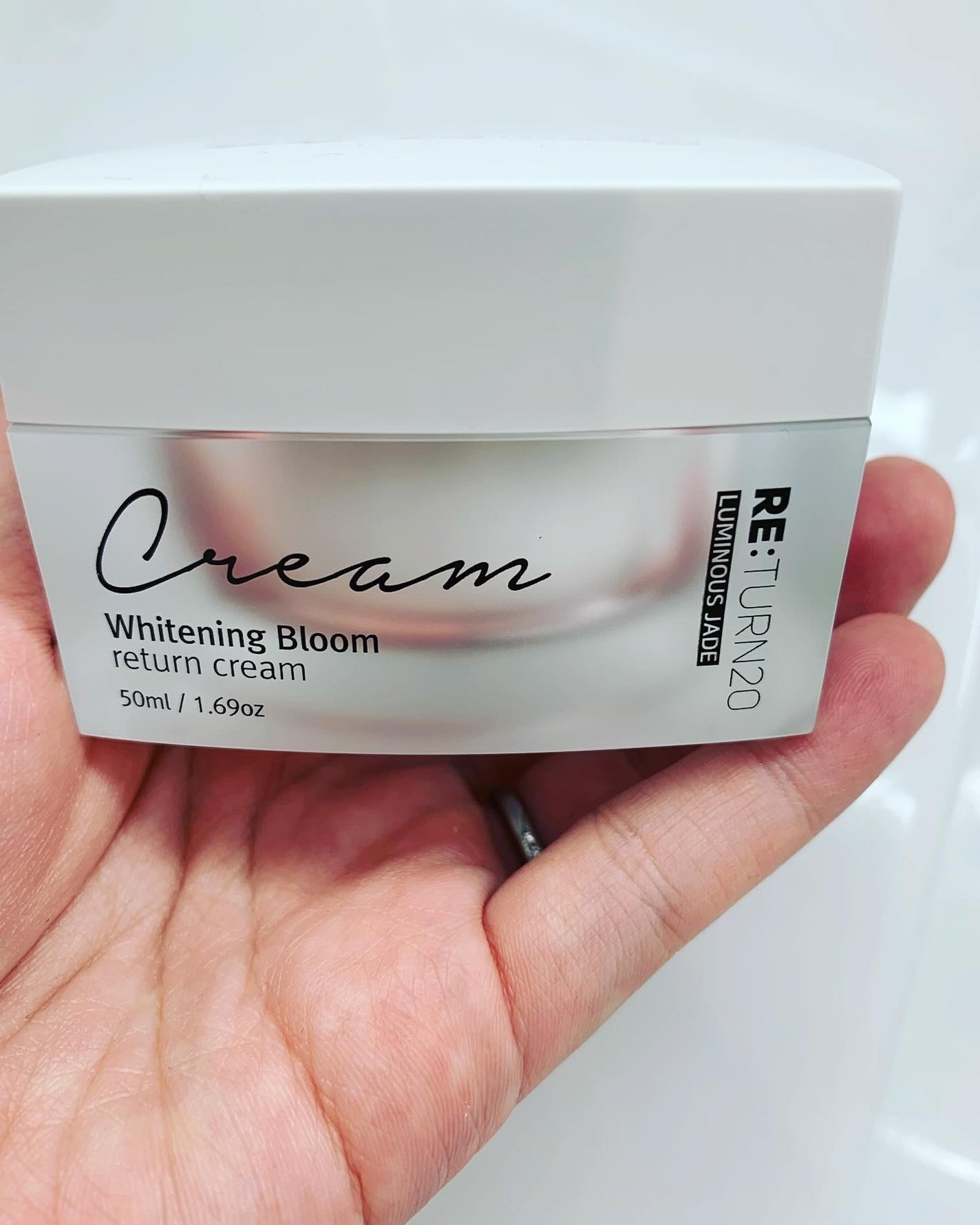 ayu on LIPS 「【PR】LJwブルームリターンクリームを提供いただきました!こ..」(1枚目)