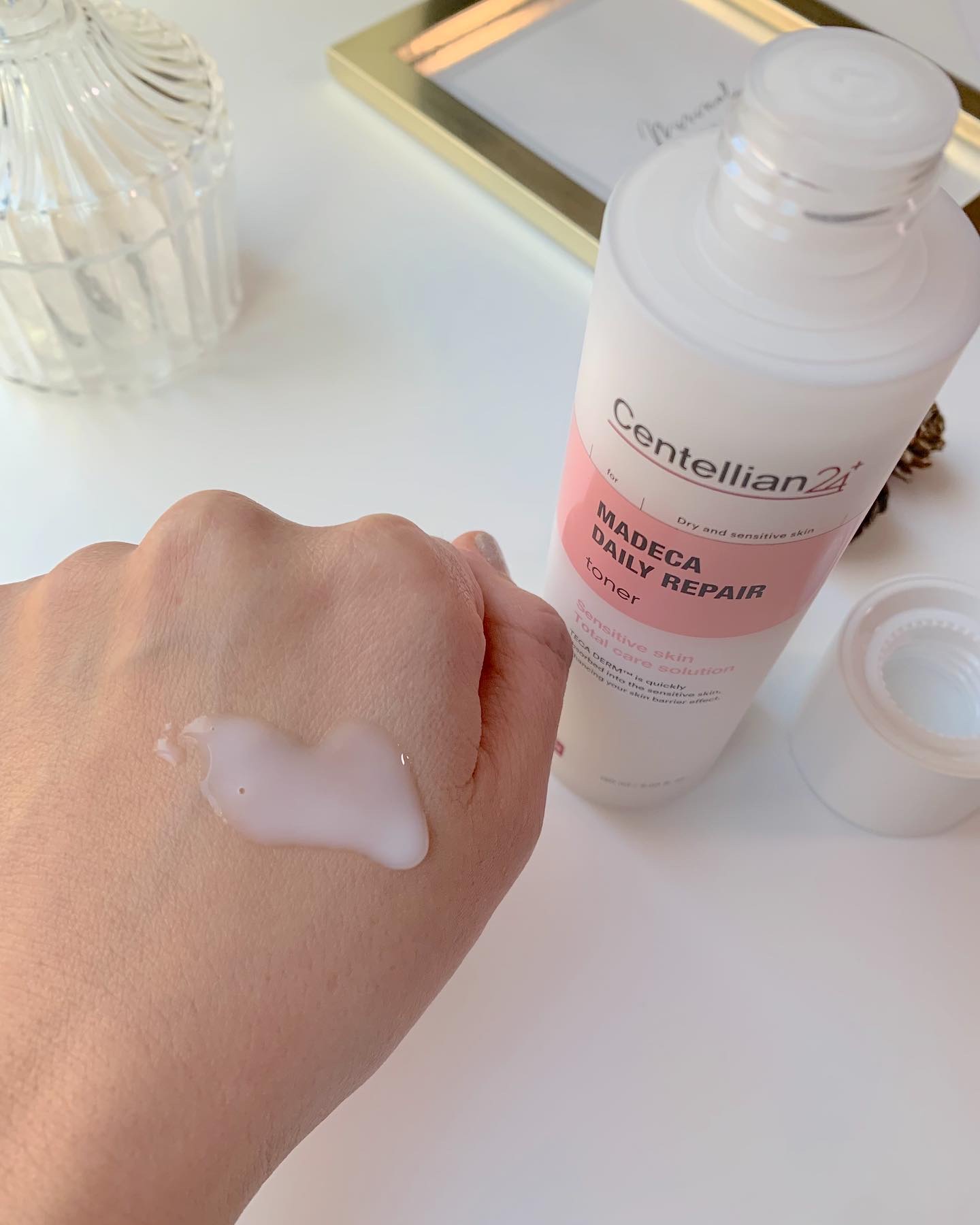 マデカデイリーリペアトナー/センテリアン24/化粧水を使ったクチコミ（3枚目）