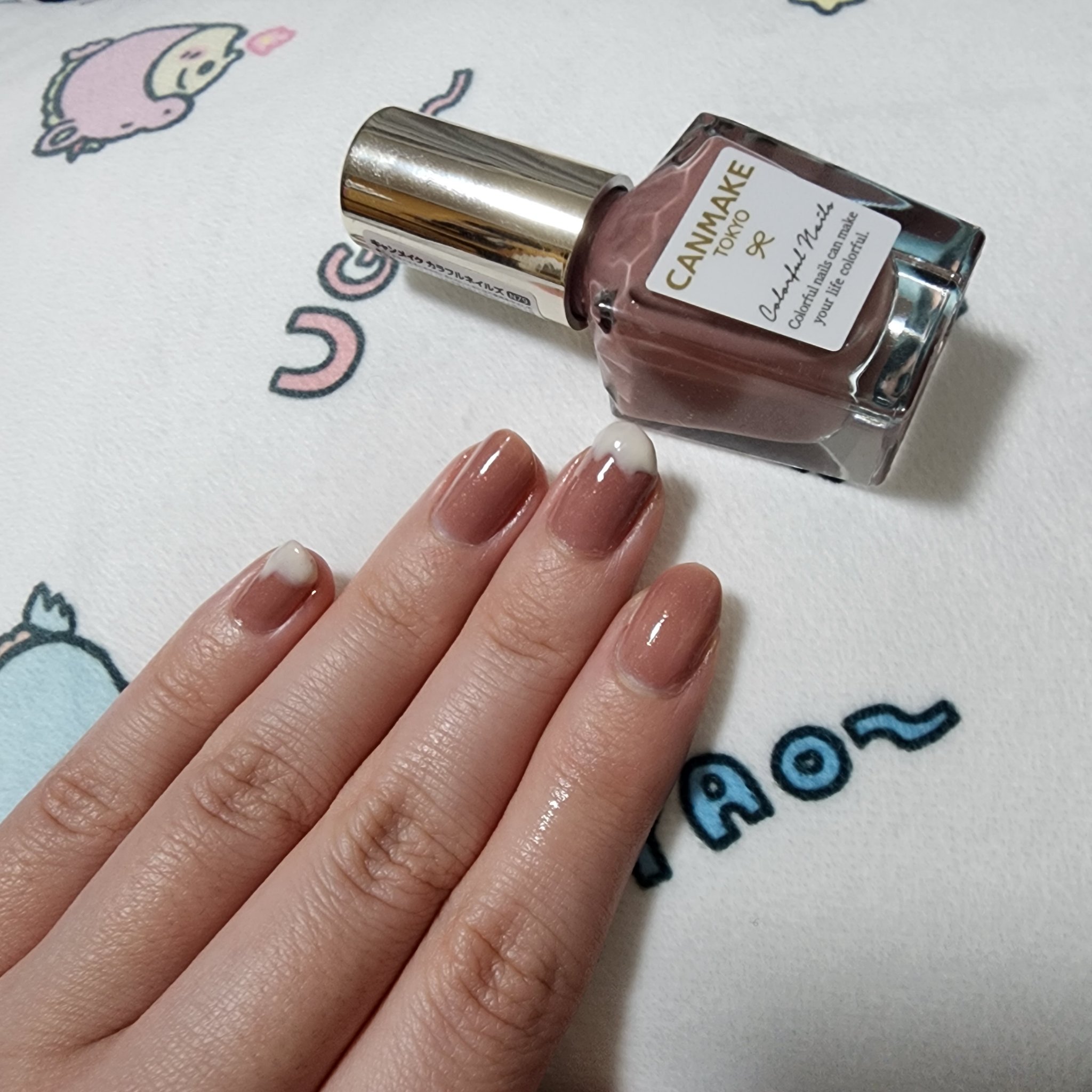 カラフルネイルズ/キャンメイク/マニキュアを使ったクチコミ（2枚目）